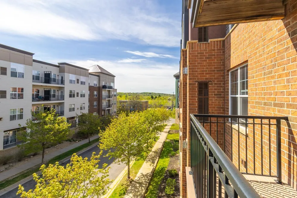 1800 Graham Ave, Saint Paul, MN 55116