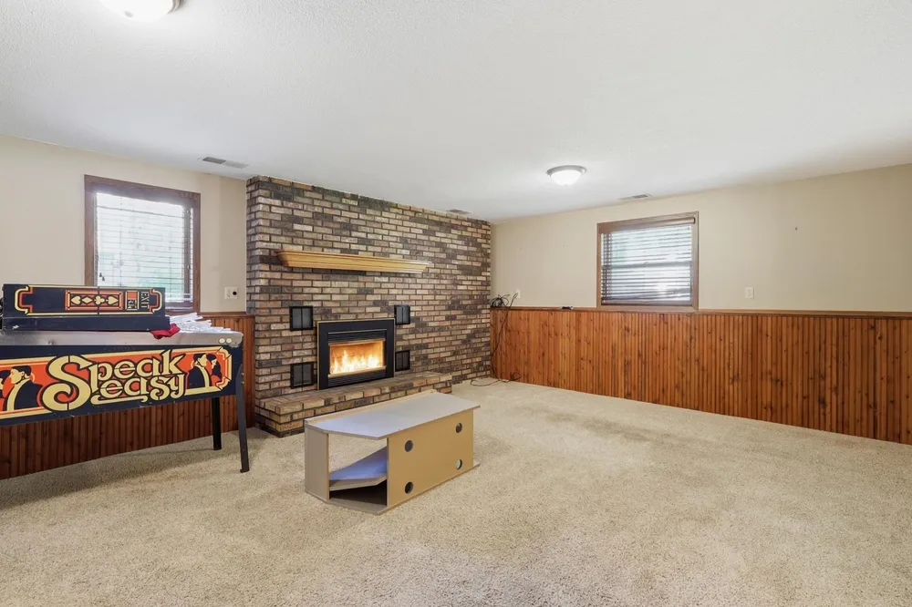 7965 75th St S, Cottage Grove, MN 55016