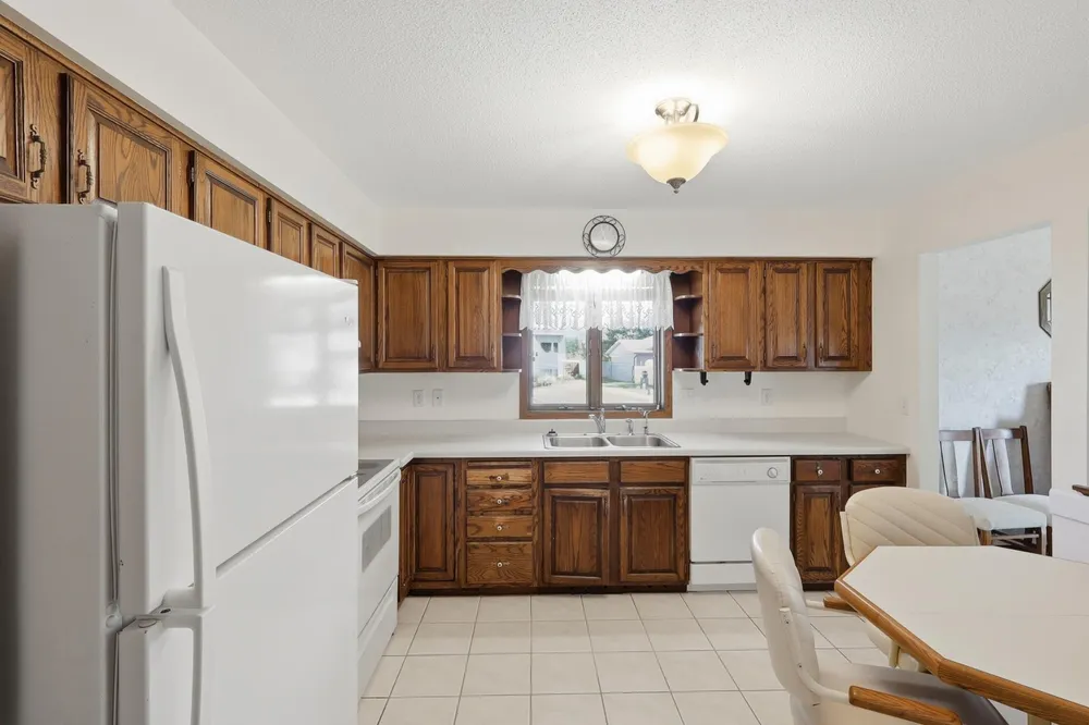 7965 75th St S, Cottage Grove, MN 55016