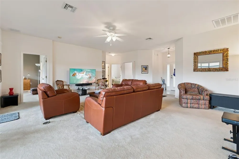 5312 Nicklaus Dr, Winter Haven, FL 33884