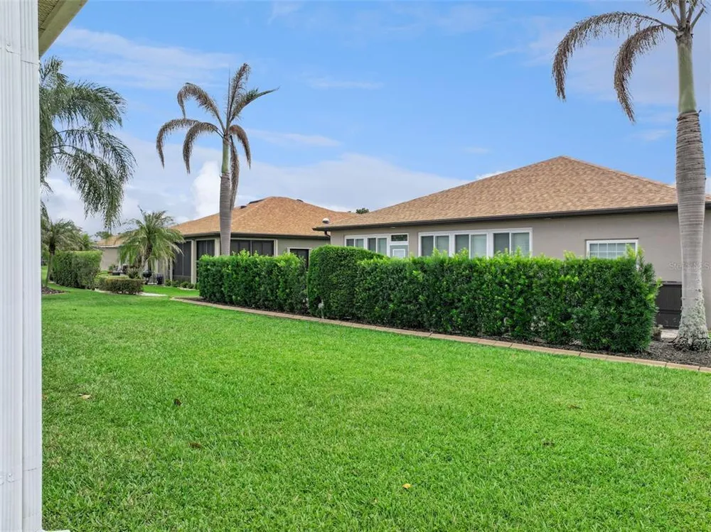 5312 Nicklaus Dr, Winter Haven, FL 33884