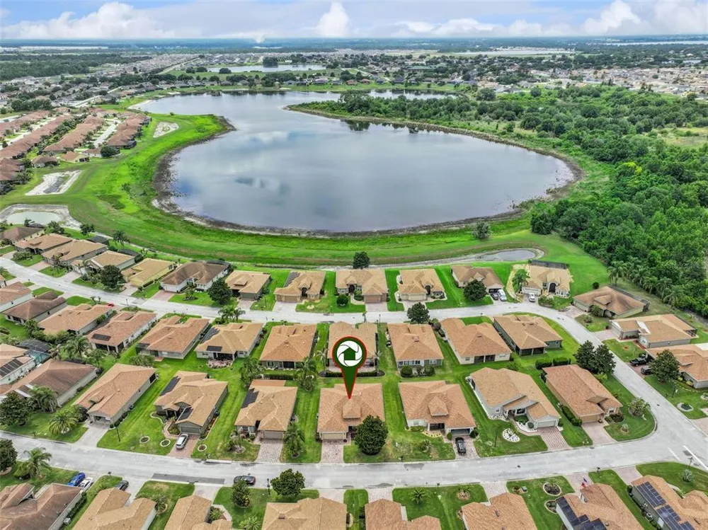 5312 Nicklaus Dr, Winter Haven, FL 33884