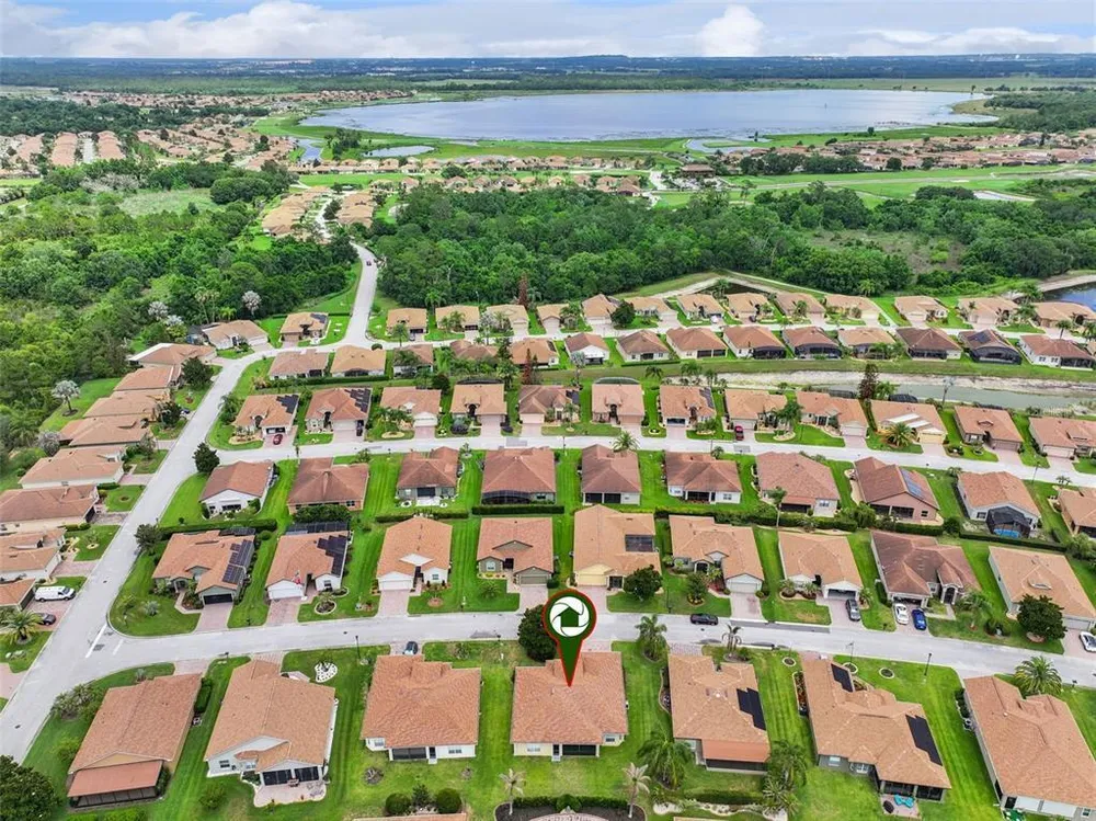 5312 Nicklaus Dr, Winter Haven, FL 33884