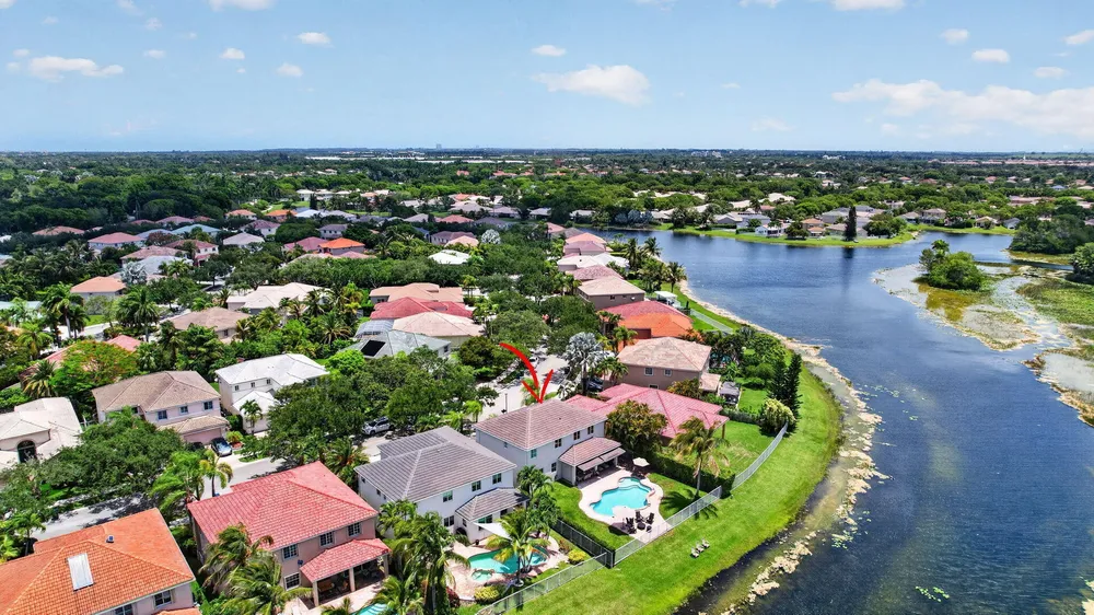 4299 Laurel Ridge Circle, Weston, FL 33331