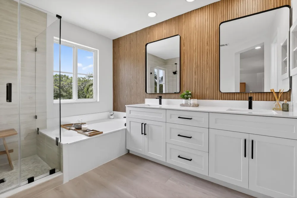4299 Laurel Ridge Circle, Weston, FL 33331
