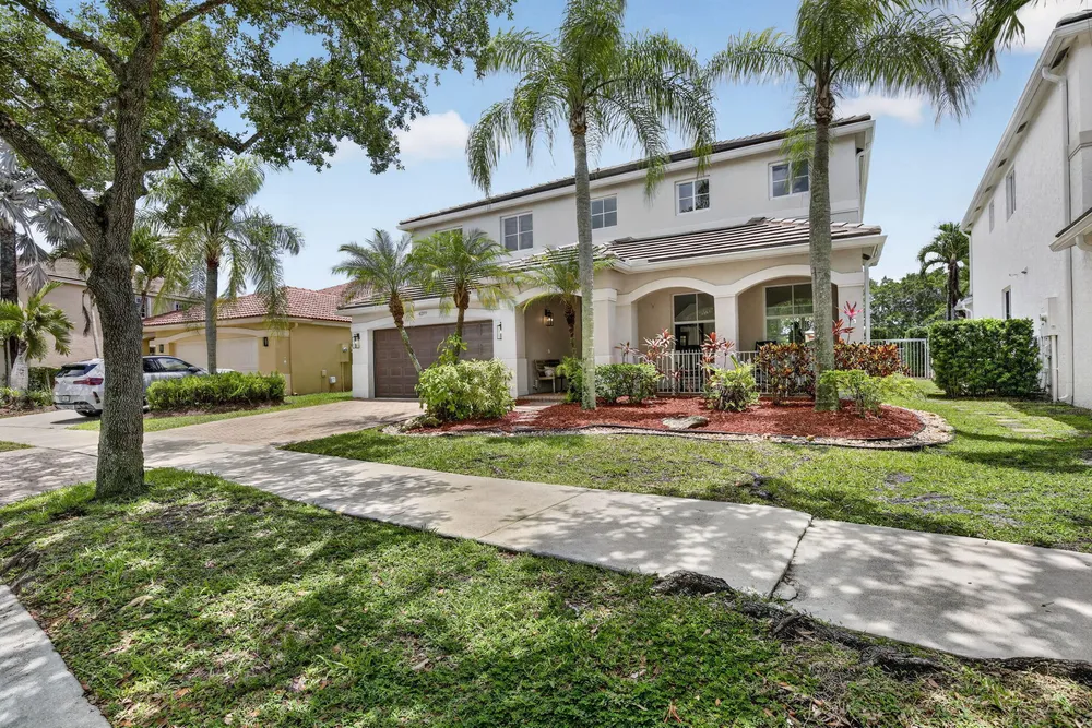 4299 Laurel Ridge Circle, Weston, FL 33331