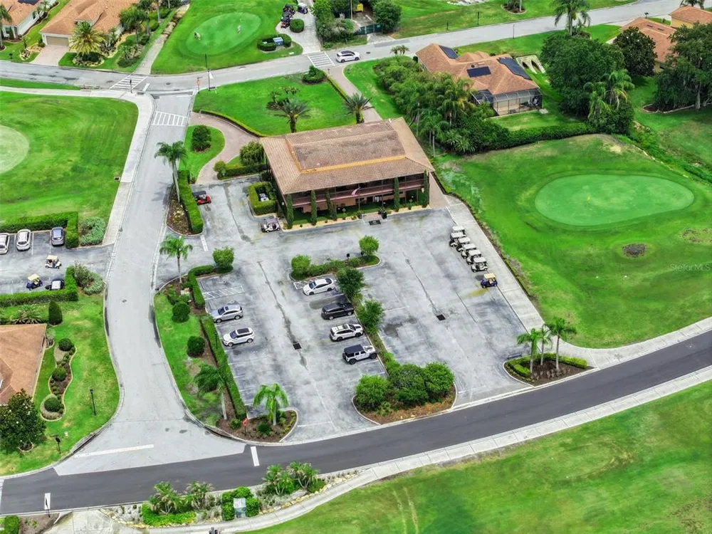 5312 Nicklaus Dr, Winter Haven, FL 33884