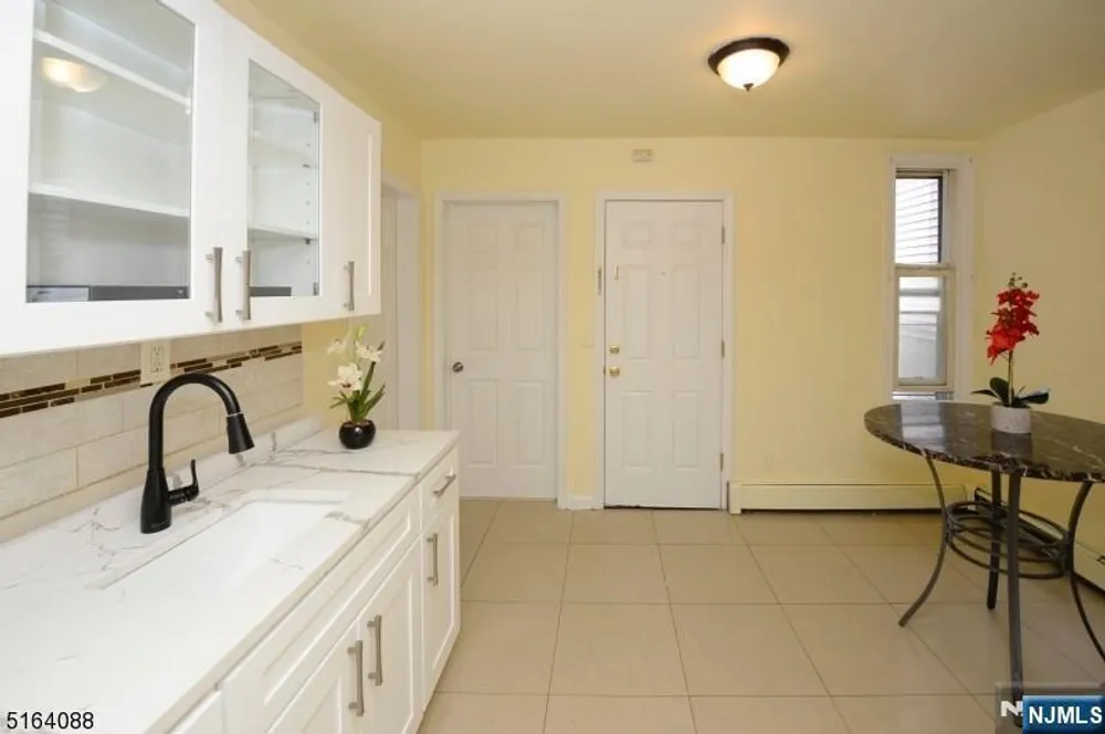 15 N 3rd St, Paterson, NJ 07522