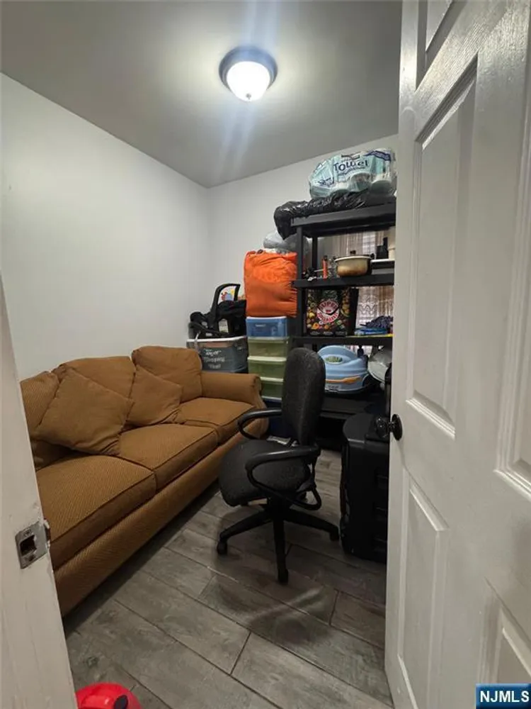 15 N 3rd St, Paterson, NJ 07522