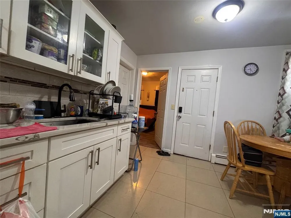 15 N 3rd St, Paterson, NJ 07522