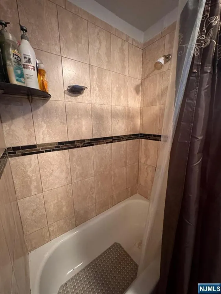 15 N 3rd St, Paterson, NJ 07522
