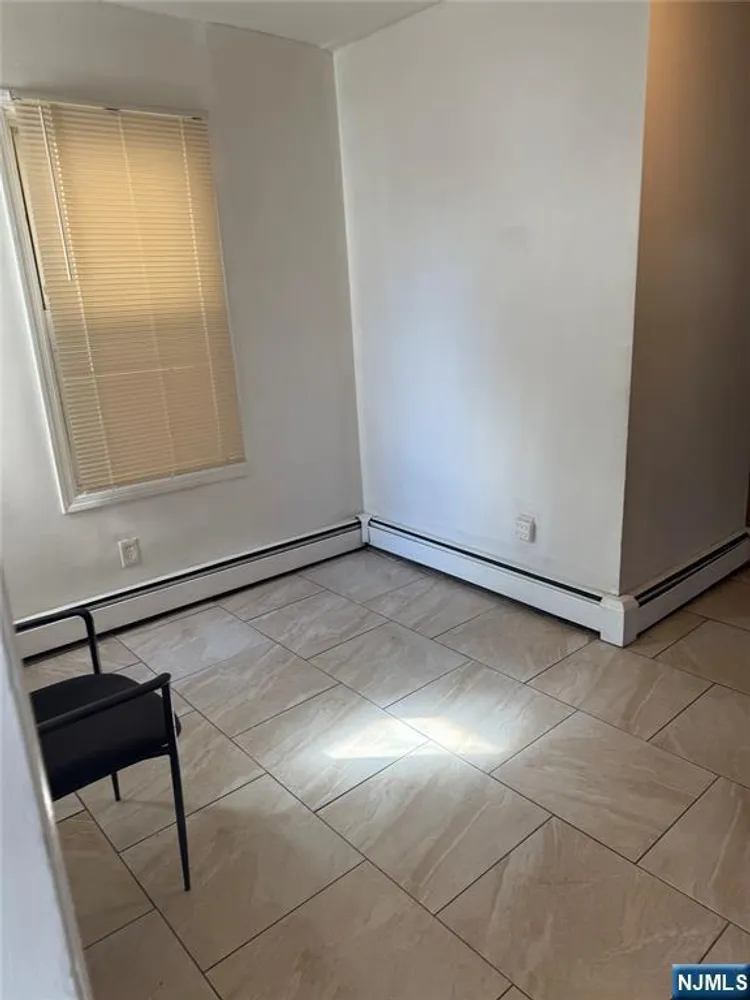 15 N 3rd St, Paterson, NJ 07522