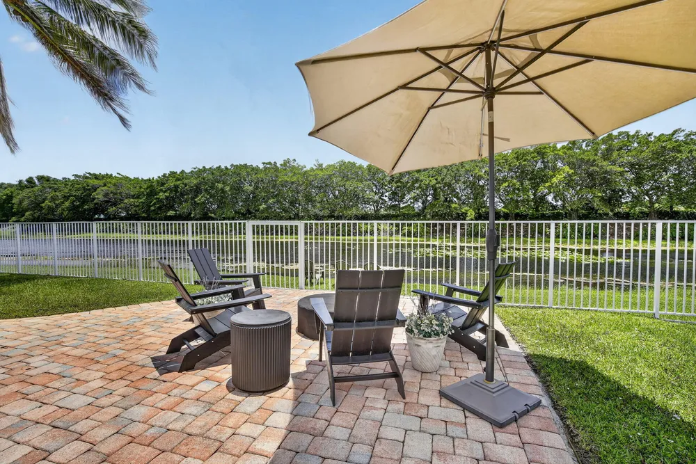 4299 Laurel Ridge Circle, Weston, FL 33331