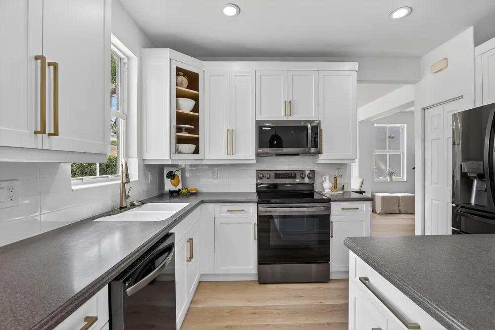 4299 Laurel Ridge Circle, Weston, FL 33331