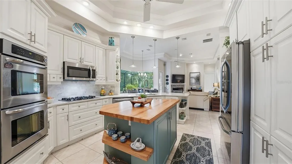 27 Dominica Dr, Englewood, FL 34223