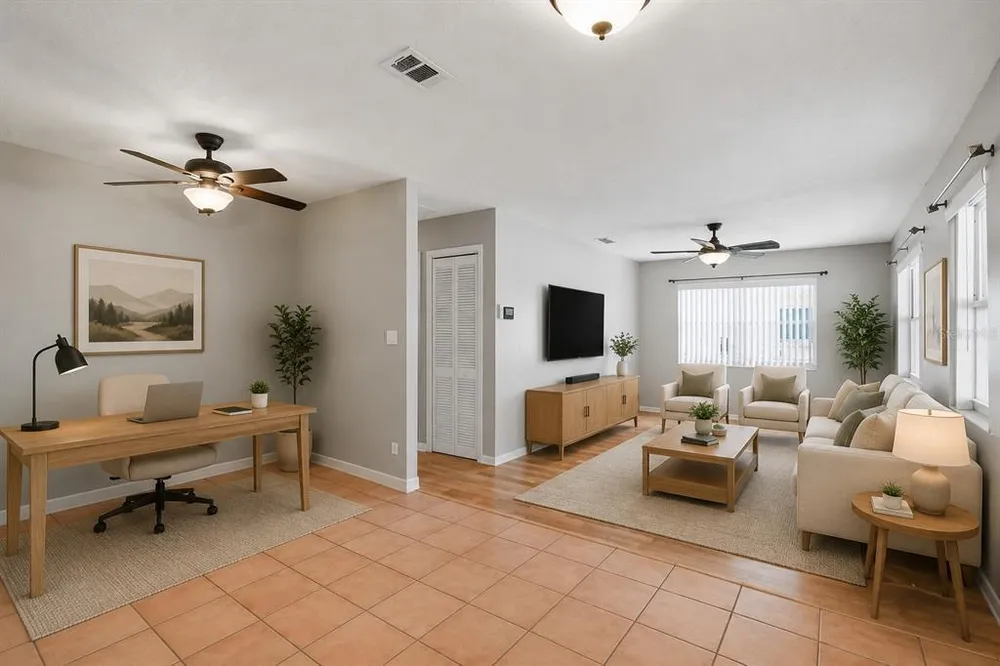 4307 W Wisconsin Ct, Tampa, FL 33616
