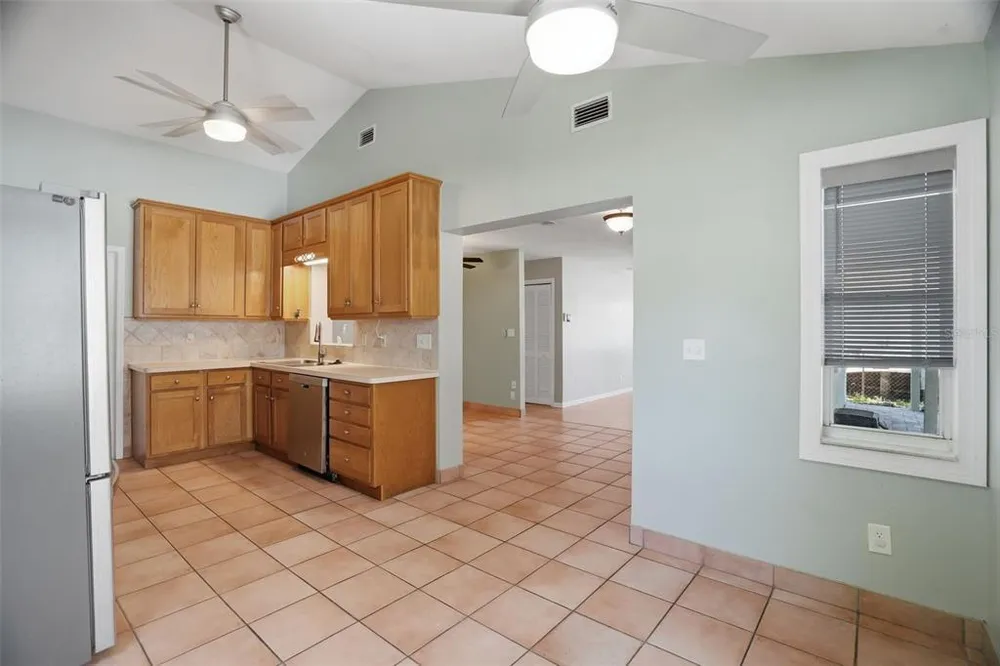 4307 W Wisconsin Ct, Tampa, FL 33616