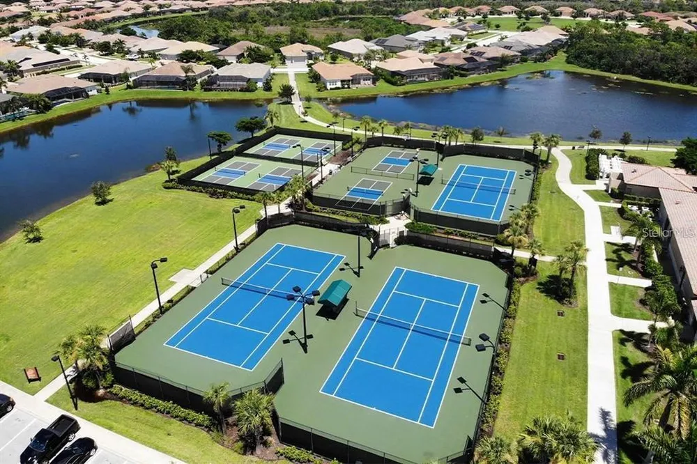20722 Romagna Pl, Venice, FL 34293