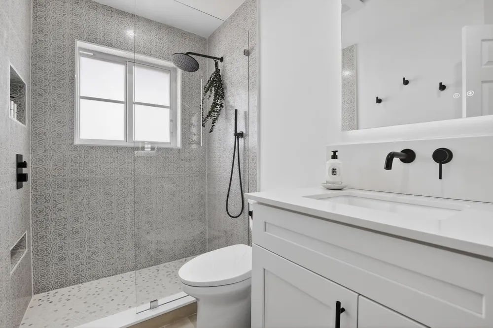 4299 Laurel Ridge Circle, Weston, FL 33331