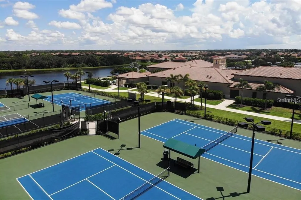 20722 Romagna Pl, Venice, FL 34293