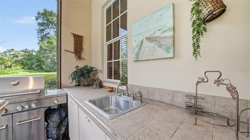 27 Dominica Dr, Englewood, FL 34223