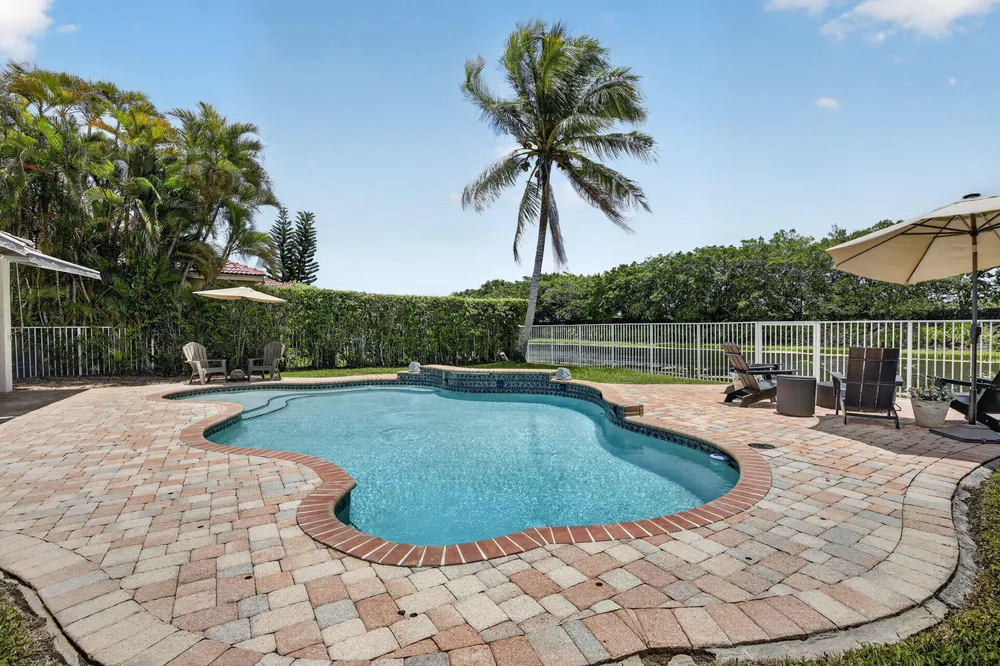 4299 Laurel Ridge Circle, Weston, FL 33331