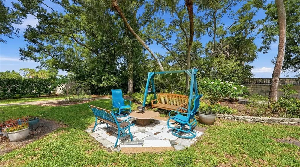 27 Dominica Dr, Englewood, FL 34223