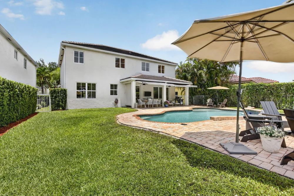 4299 Laurel Ridge Circle, Weston, FL 33331