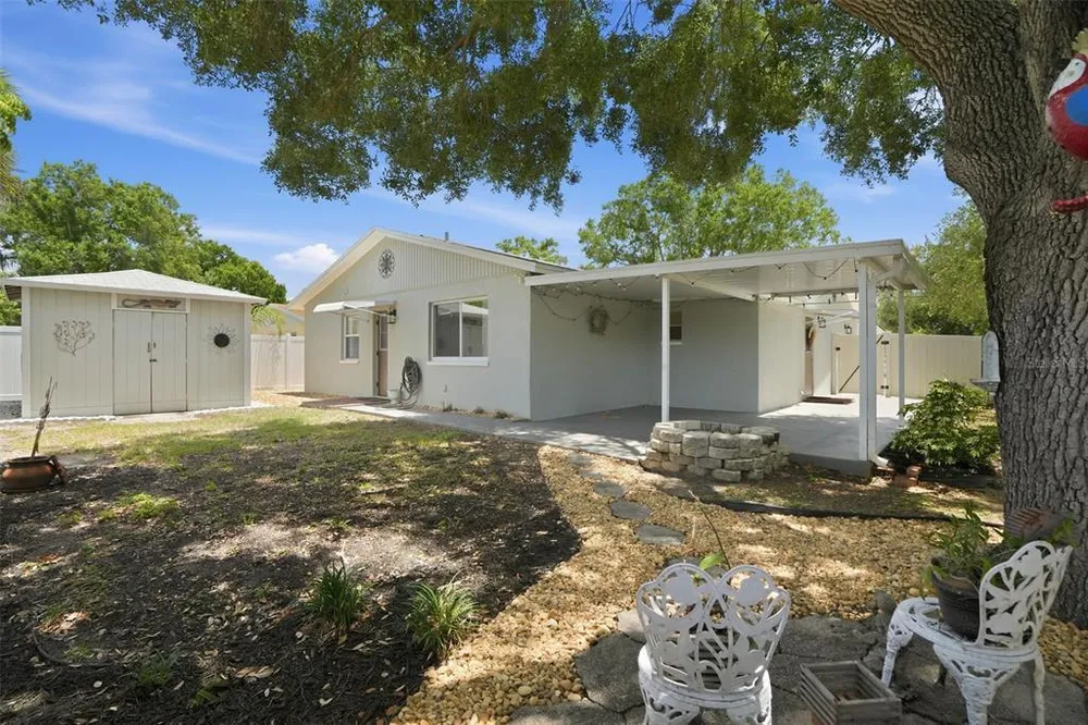 4307 W Wisconsin Ct, Tampa, FL 33616