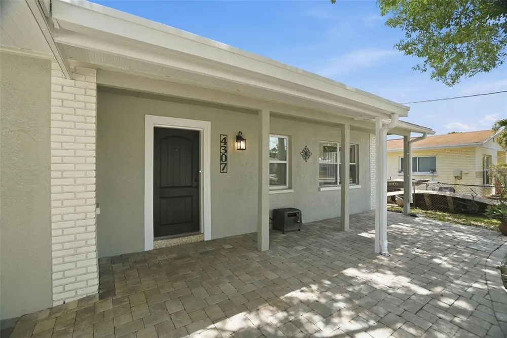 4307 W Wisconsin Ct, Tampa, FL 33616