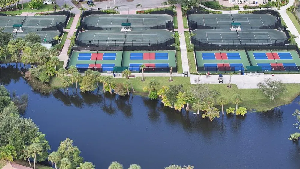 27 Dominica Dr, Englewood, FL 34223