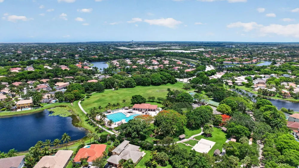 4299 Laurel Ridge Circle, Weston, FL 33331