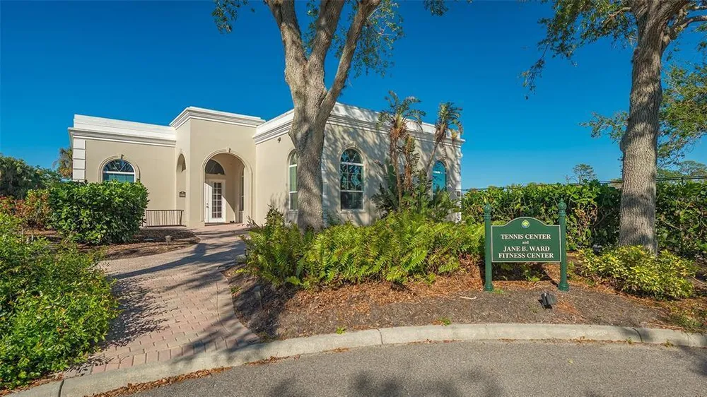 27 Dominica Dr, Englewood, FL 34223