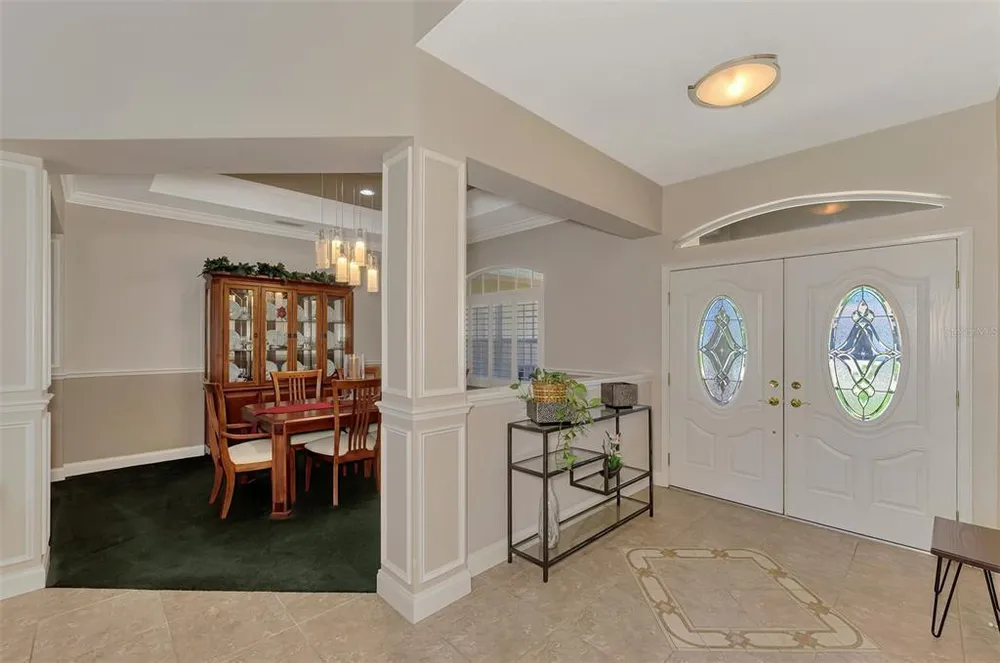 935 Graham Rd, Venice, FL 34293