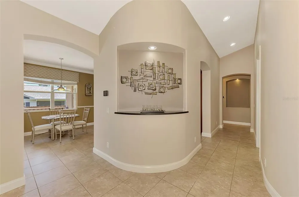 935 Graham Rd, Venice, FL 34293