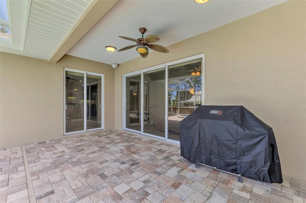 935 Graham Rd, Venice, FL 34293