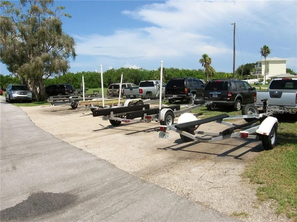 935 Graham Rd, Venice, FL 34293