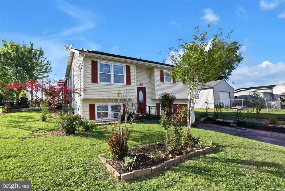 3269 Night in Gale Dr, Dover, PA 17315