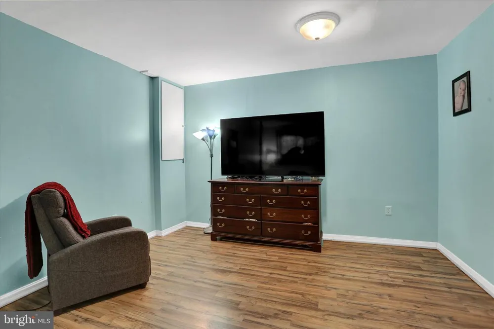 3269 Night in Gale Dr, Dover, PA 17315