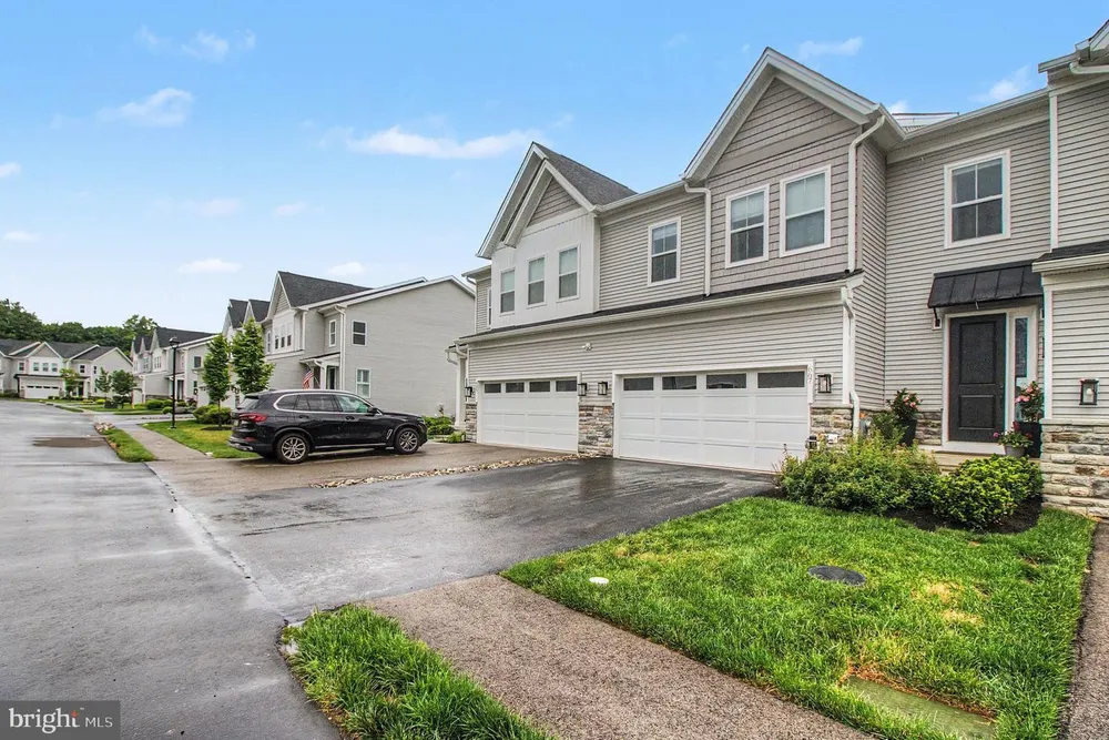667 Levering St, Blue Bell, PA 19422
