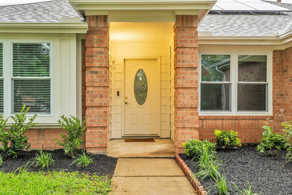 1823 Cornerstone Place Dr, Katy, TX 77450