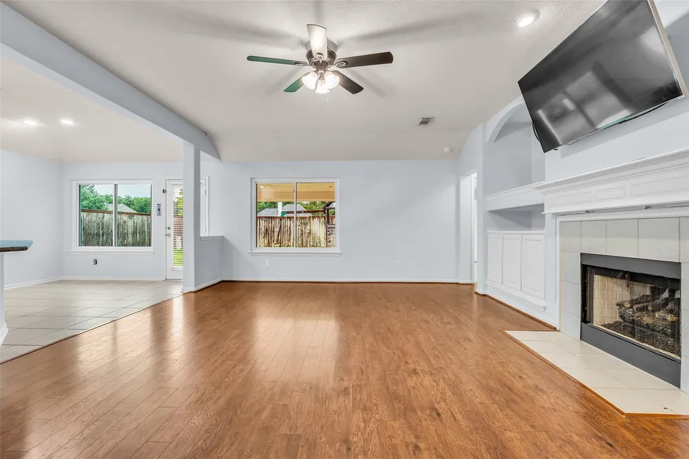 1823 Cornerstone Place Dr, Katy, TX 77450