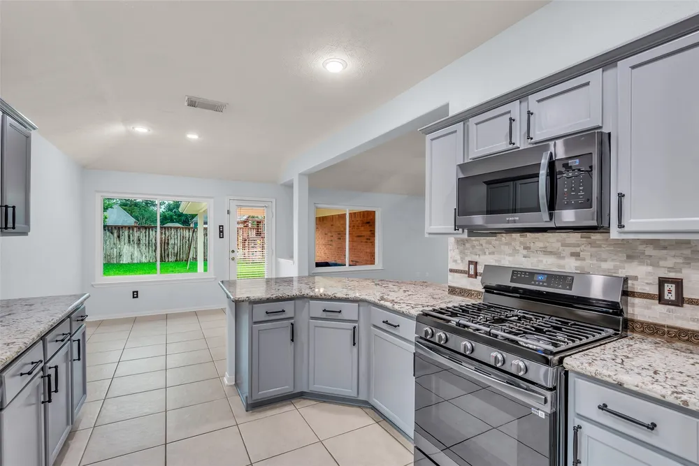 1823 Cornerstone Place Dr, Katy, TX 77450