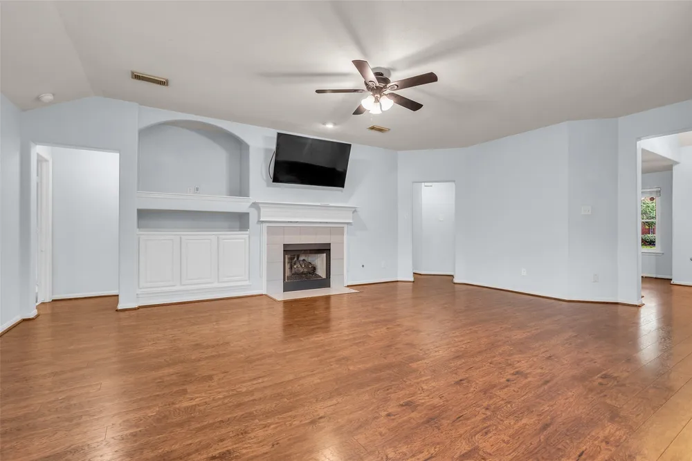 1823 Cornerstone Place Dr, Katy, TX 77450