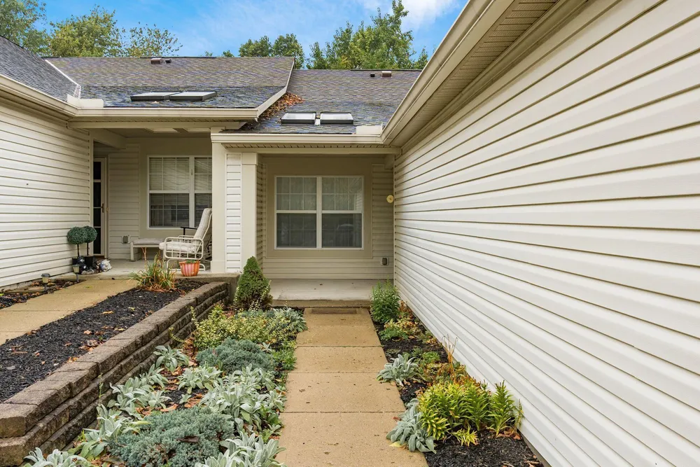 S Market St, Lithopolis, OH 43136