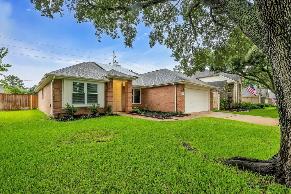1823 Cornerstone Place Dr, Katy, TX 77450