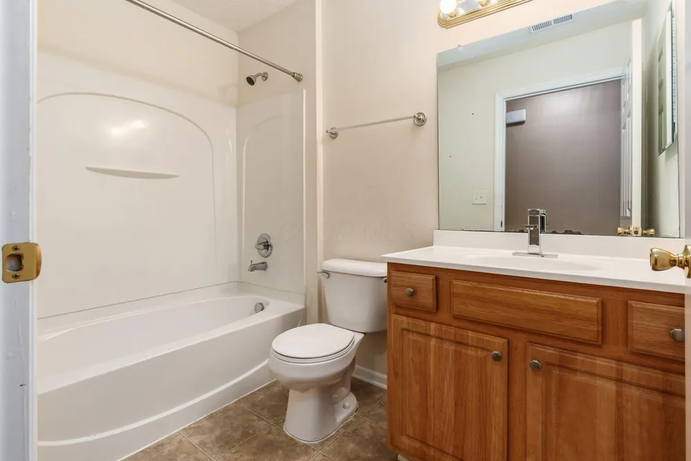 S Market St, Lithopolis, OH 43136