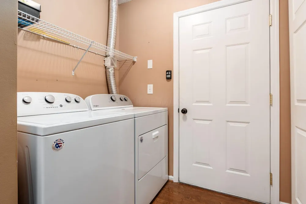 S Market St, Lithopolis, OH 43136