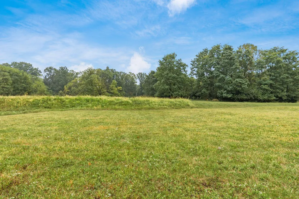 S Market St, Lithopolis, OH 43136