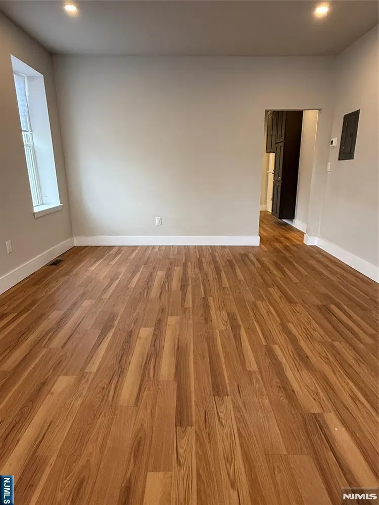 58 Market St, Garfield, NJ 07026